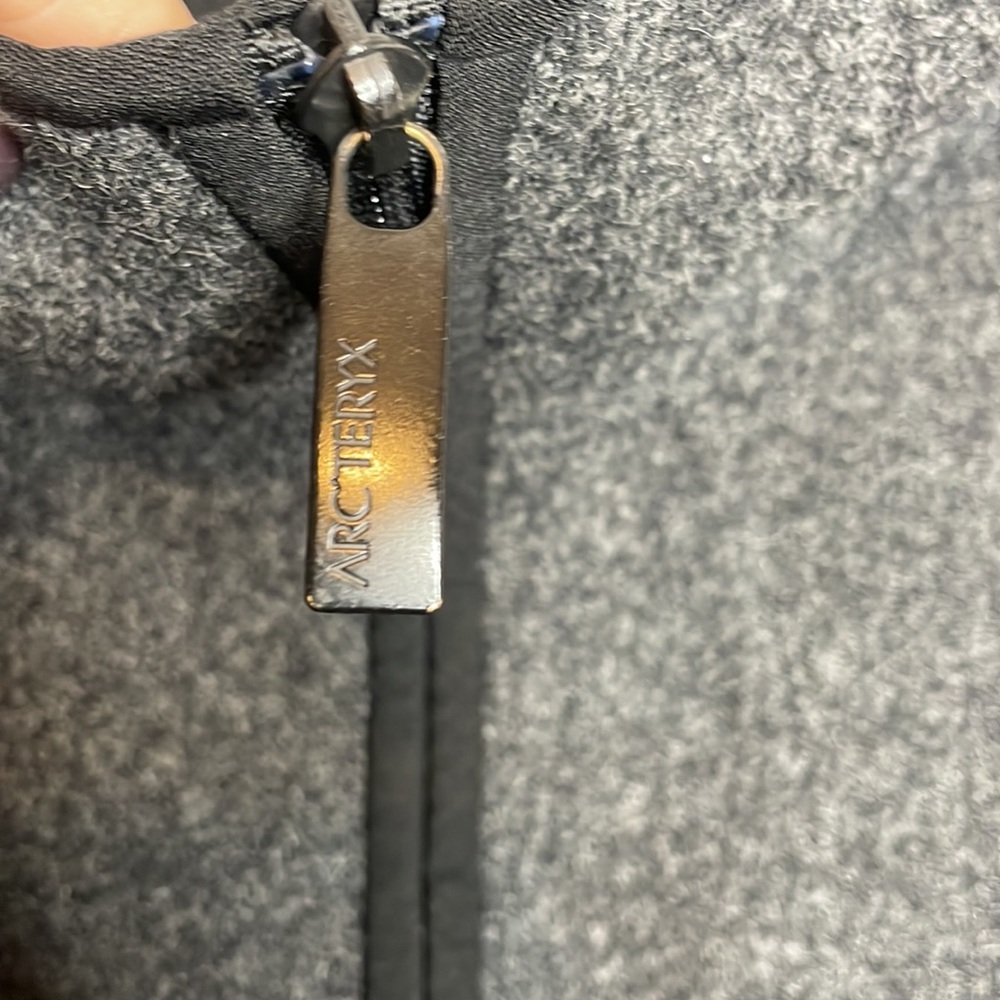 Arc’teryx | Wool Blend Lanea Longline Full Zip Coat - Picture 5 of 11